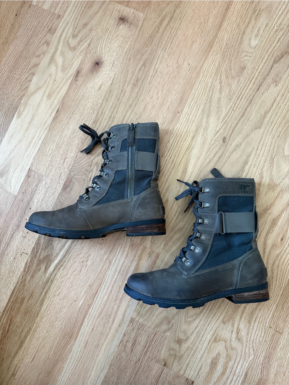 Sorel Emelie Conquest Leather Waterproof Lace Up Boots Gray Brown Size 8 - Picture 11 of 11